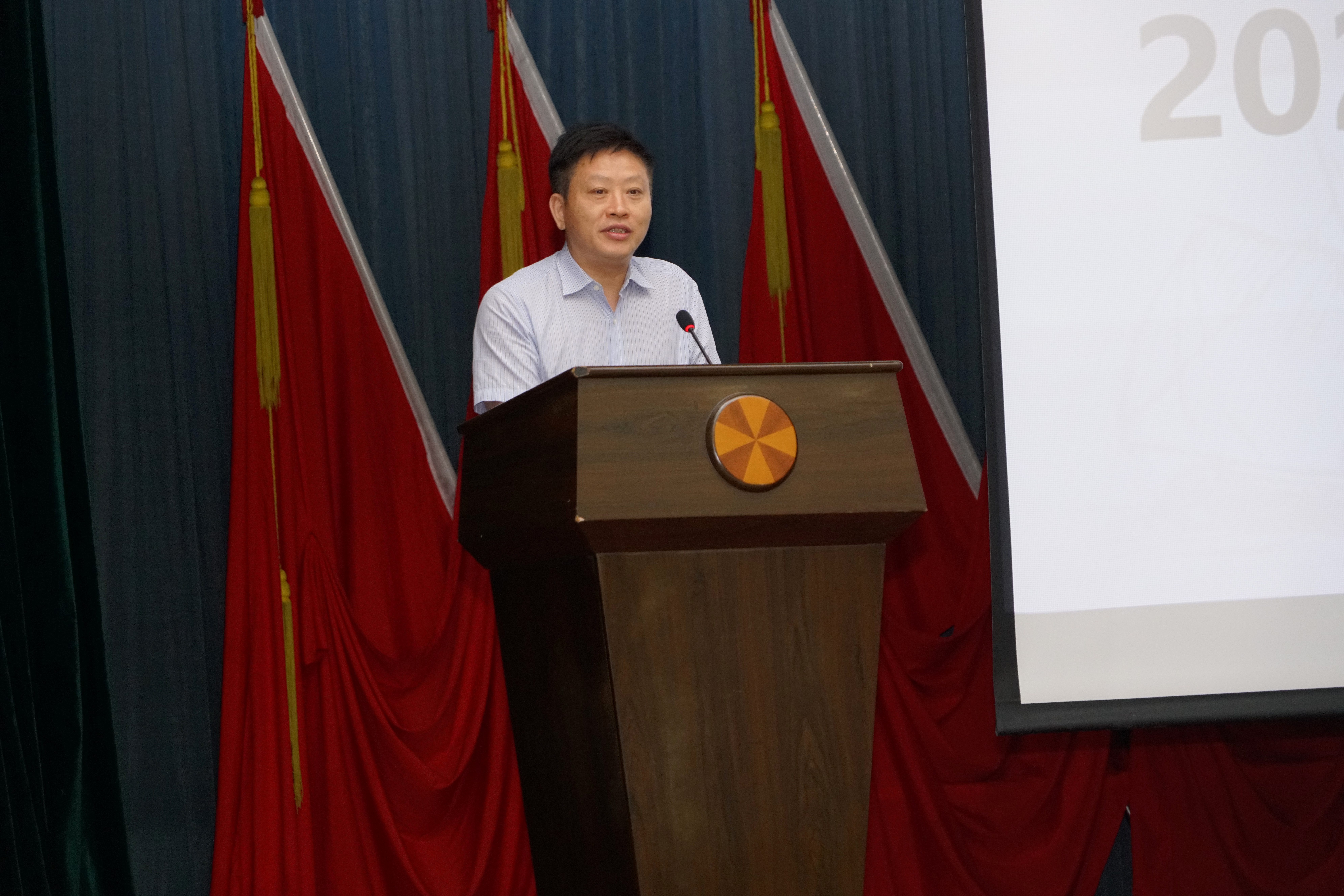 集团公司召开2020年第一次党的工作会议