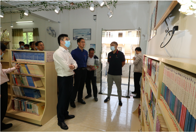 省教育装备中心与广东新华发行集团开展党支部共建活动